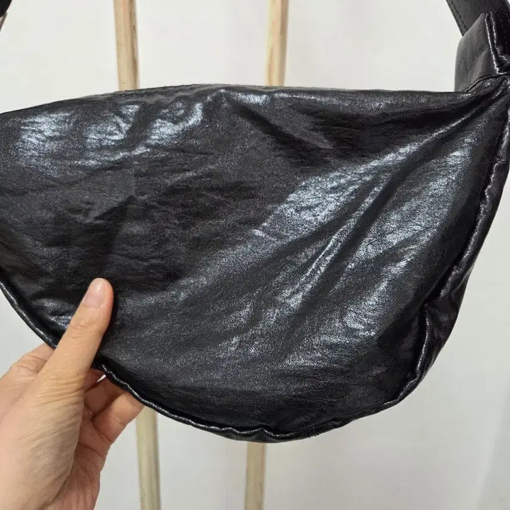 [BUNJANG] System Hobo Bag Black / 시스템 호보백?