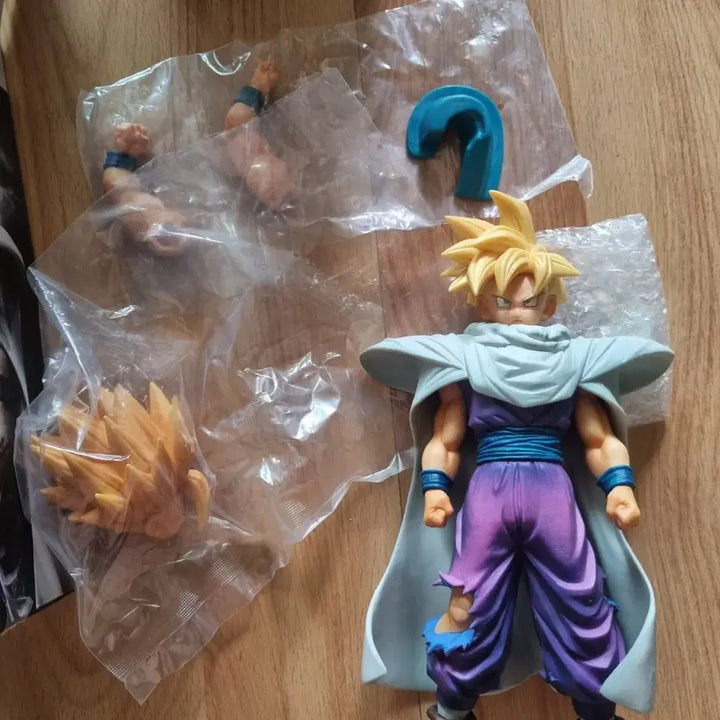 [BUNJANG] Dragon Ball Grandista Super Saiyan Son Gohan Figure / 드래곤볼 그란디스타 초사이언 손오반 피규어