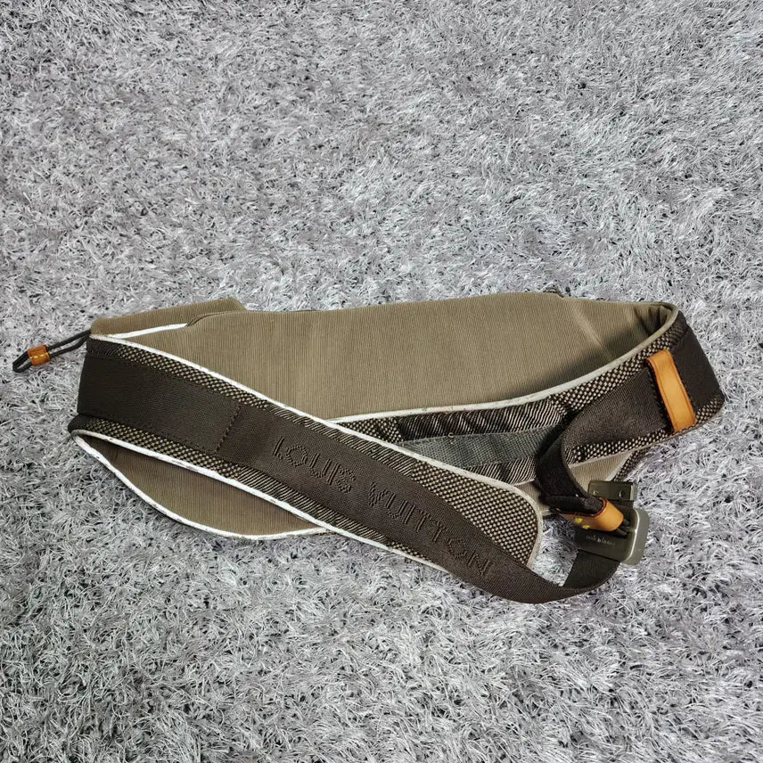 [BUNJANG] Louis Vuitton Monogram Canvas Santour Running Belt Bag / 루이비통 캔버스 쟝트 산투르 러닝 벨트백