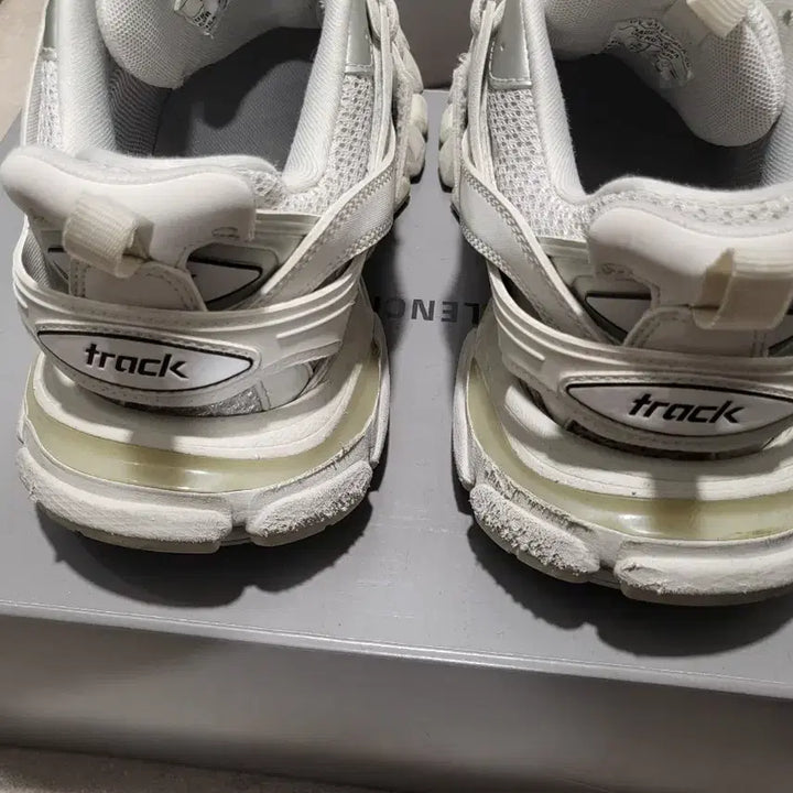 [BUNJANG] Balenciaga Track White Size 38 / 발렌시아가 트랙 화이트38