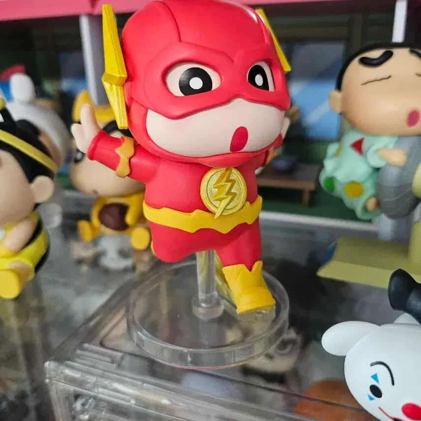 [BUNJANG] Crayon Shin-chan Flashman DC/Marvel Collaboration Figure / (미개봉새상품)짱구 피규어 플래시맨 DC 마블 콜라보