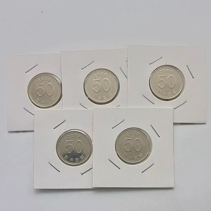 [BUNJANG] 2009 Uncirculated 50 Won Coins (5 pcs) / 2009년 미사용 50주화 5개