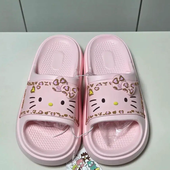 [BUNJANG] Hello Kitty Pink Leopard Print Gya-ru Style Slippers / 키티 핑크 호피 갸루 슬리퍼