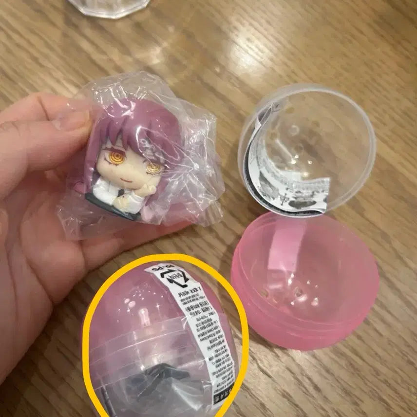 [BUNJANG] Chainsaw Man Makima Onemutan Gacha Figure (Sealed) / (정품/새상품) 체인소맨 오네무탄 가챠 피규어 마키마