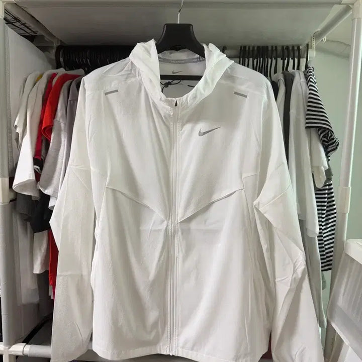 [BUNJANG] Nike Windrunner Running Jacket White XL / 나이키 바람막이 윈드러너 러닝 자켓 화이트 XL