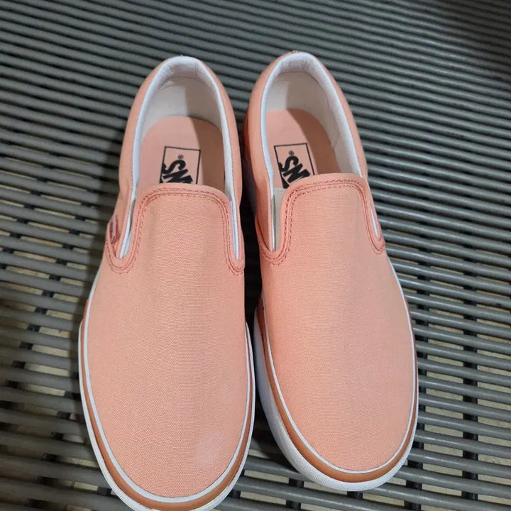 [BUNJANG] Vans Classic Slip-On Tropical Peach Shoes / 반스 클래식 슬립온 (트로피컬피치)