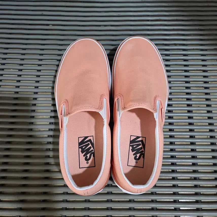 [BUNJANG] Vans Classic Slip-On Tropical Peach Shoes / 반스 클래식 슬립온 (트로피컬피치)
