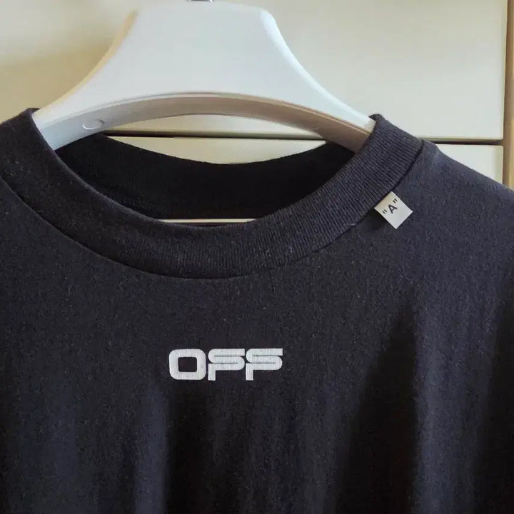 [BUNJANG] Off-White Caravaggio Oversized T-Shirt / 오프화이트 카라바조 오버핏s 105
