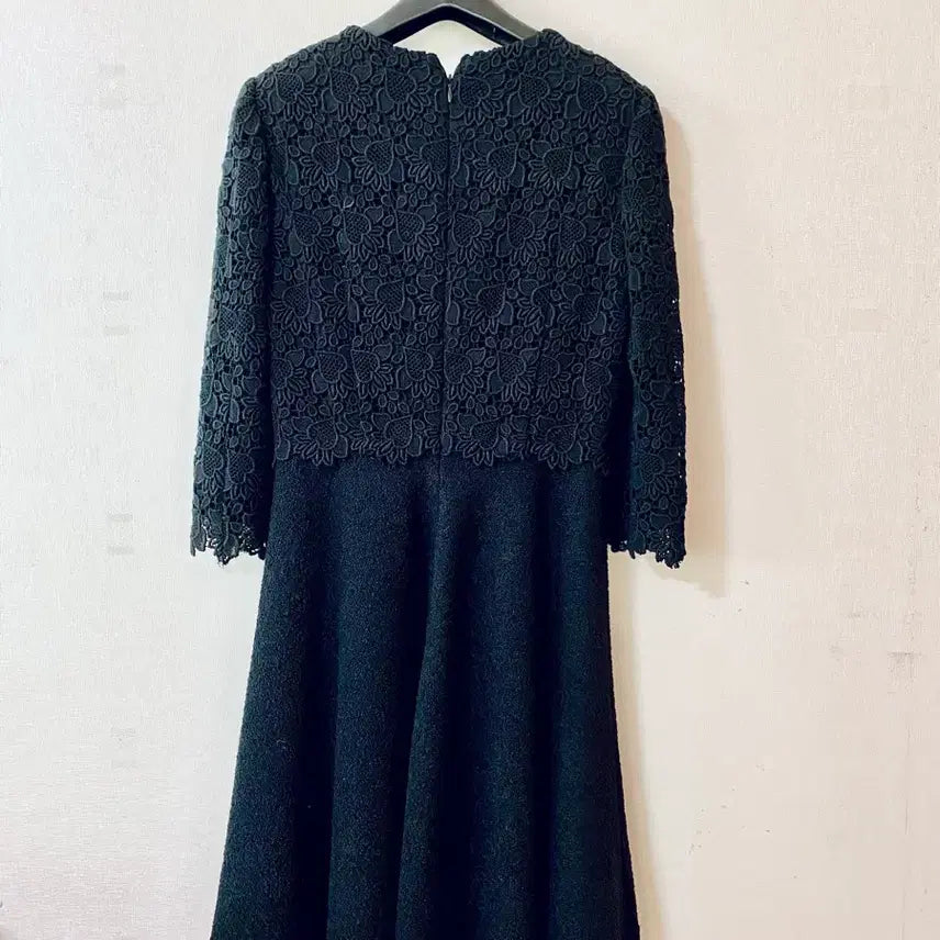 [BUNJANG] Lenibon Heart Lace Dress / 레니본 하트레이스 원피스