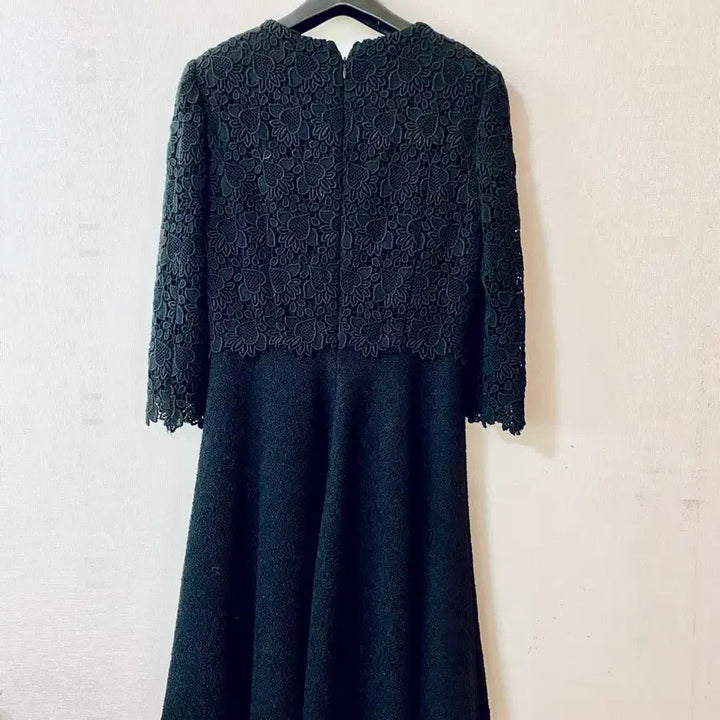 [BUNJANG] Lenibon Heart Lace Dress / 레니본 하트레이스 원피스