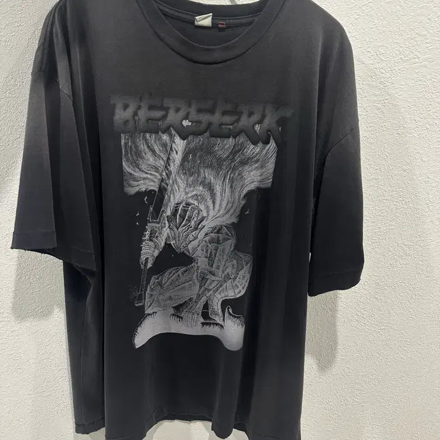 [BUNJANG] POLIUTER Berserk Berserker T-Shirt Size 3 / [3] 폴리테루 베르세르크 버서커 티셔츠