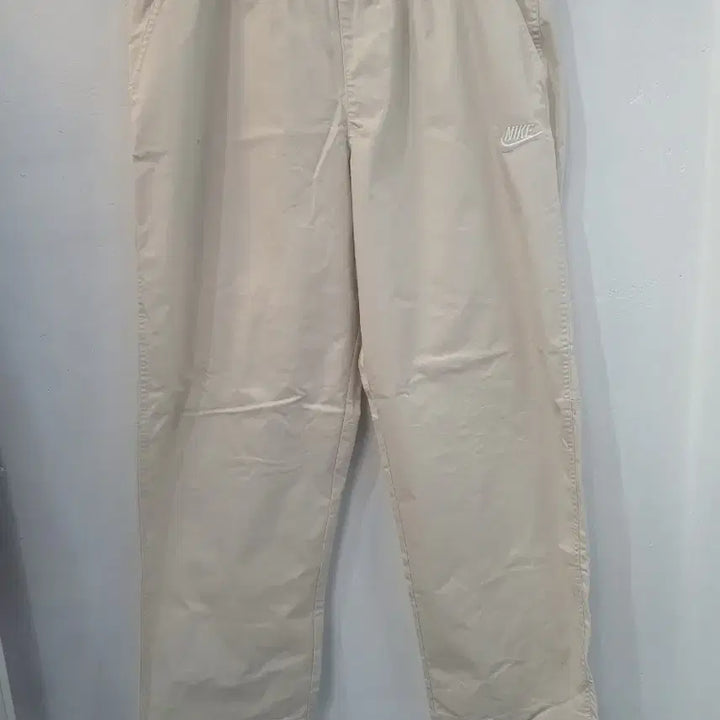 [BUNJANG] Nike Beige Training Pants / 나이키 베이지색 트레이닝 바지