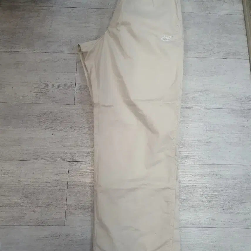 [BUNJANG] Nike Beige Training Pants / 나이키 베이지색 트레이닝 바지