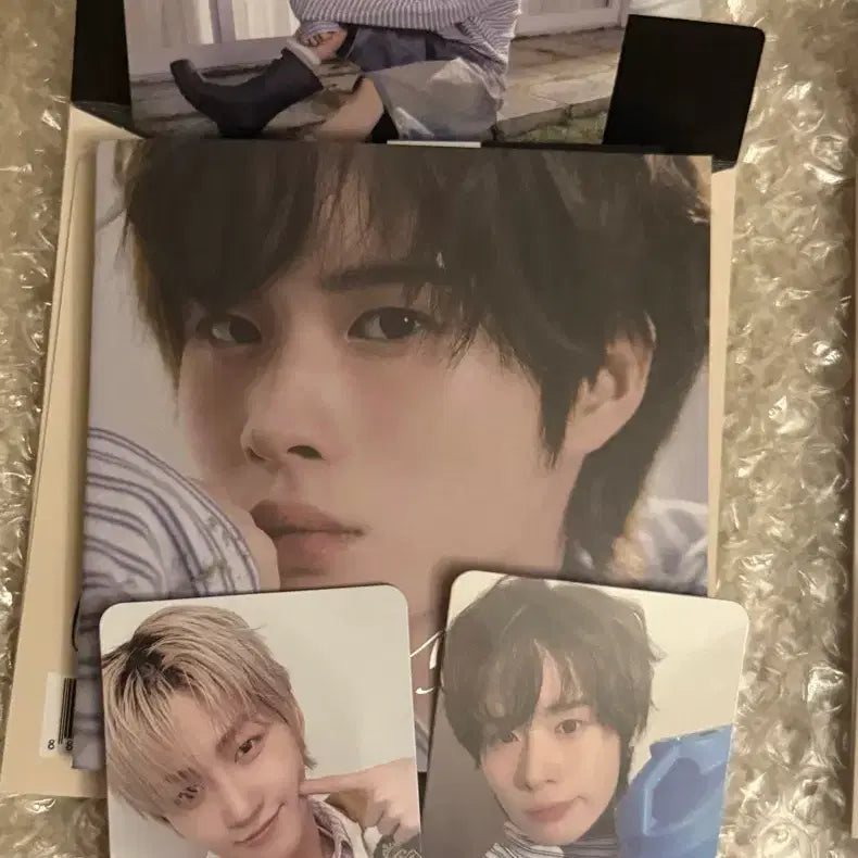 [BUNJANG] TWS Compact Blush Album Seungkwan Photocard Bundle / 투어스 컴팩트 블러쉬 BLUSH 앨범 경민 + 미공포 포카