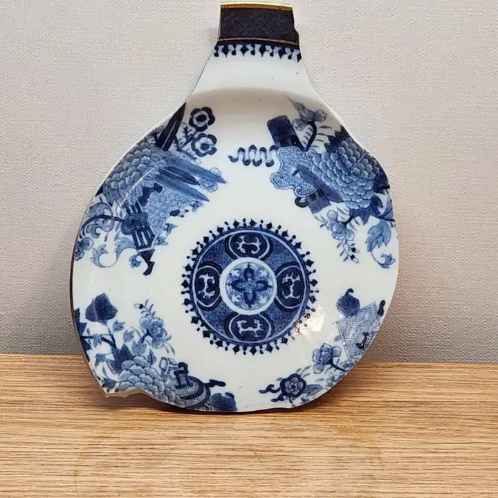 [BUNJANG] Qing Dynasty Mid-Period Blue and White Porcelain Shard Plate / 청 중기 청화백자 접시 파편