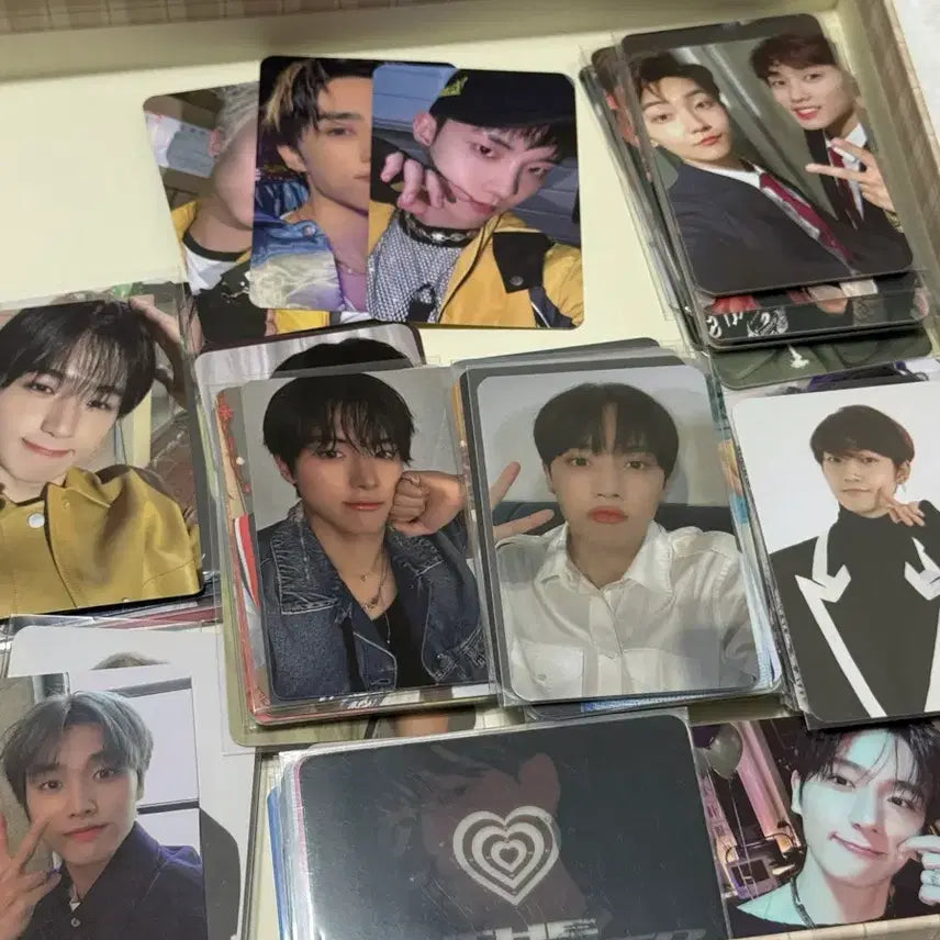 [BUNJANG] The Boyz Merchandise Bundle Set / 더보이즈 굿즈 일괄 양도