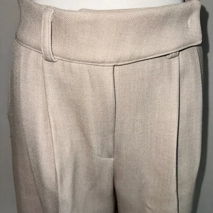 [BUNJANG] Herringbone Pintuck Bermuda Shorts / 새상품) 헤링본 핀턱 버뮤다 팬츠