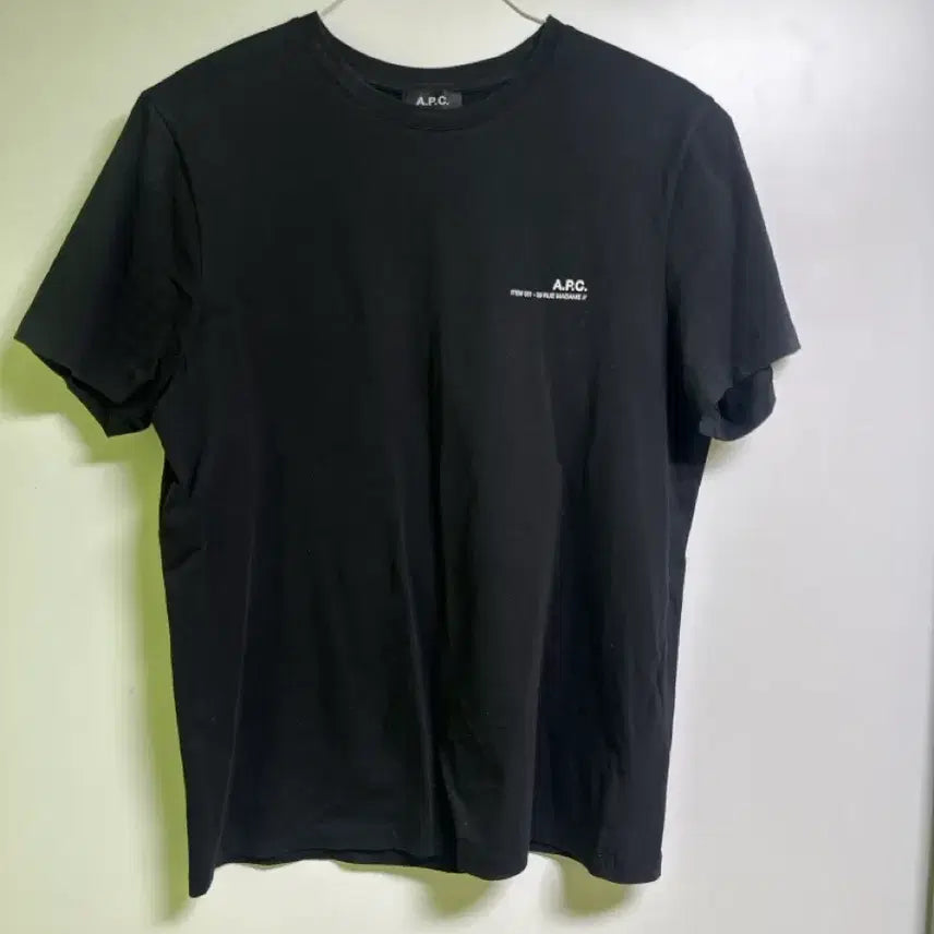[BUNJANG] A.P.C. Black Short Sleeve T-Shirt / A.P.C. 블랙 반팔 티셔츠
