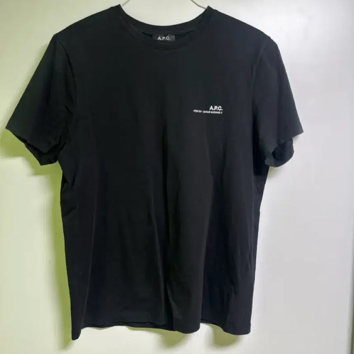 [BUNJANG] A.P.C. Black Short Sleeve T-Shirt / A.P.C. 블랙 반팔 티셔츠