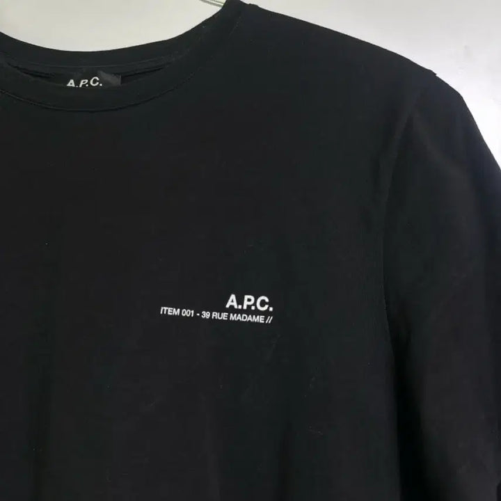 [BUNJANG] A.P.C. Black Short Sleeve T-Shirt / A.P.C. 블랙 반팔 티셔츠