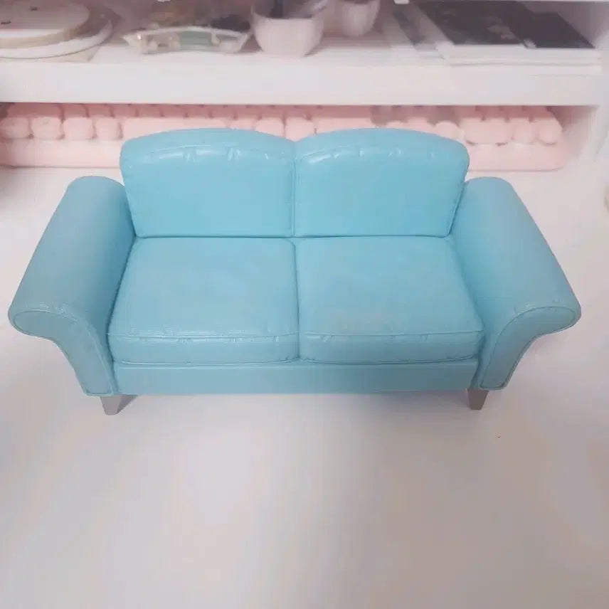 [BUNJANG] 2002 Vintage Barbie Living Room Playset Sofa Blue / 2002 빈티지 바비 거실 플레이세트 소파 블루