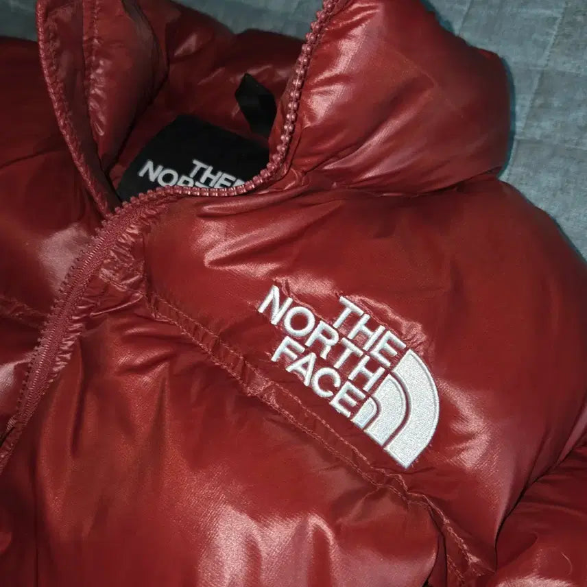 [BUNJANG] The North Face 700 Down Cropped Puffer Jacket Dark Red S / 노스페이스 눕시 700 숏 자켓 크롭 패딩 다크레드 s