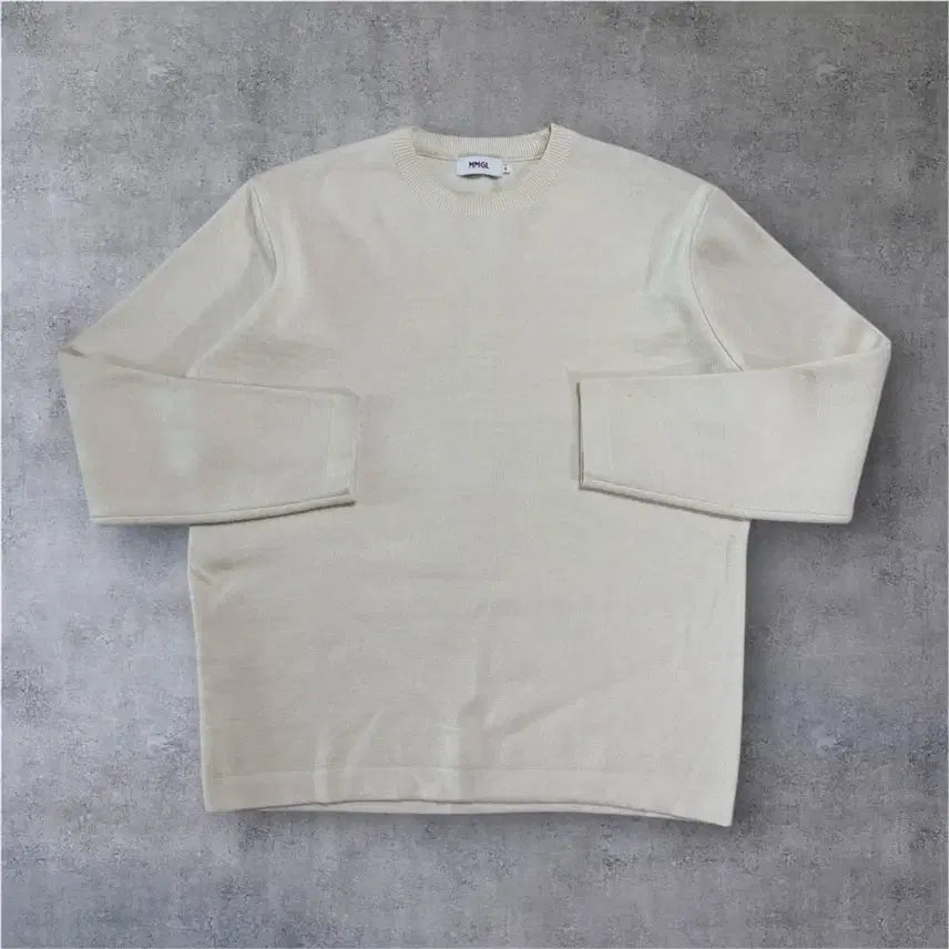 [BUNJANG] MMGL Ivory Knit Sweater / MMGL 아이보리 니트 스웨터