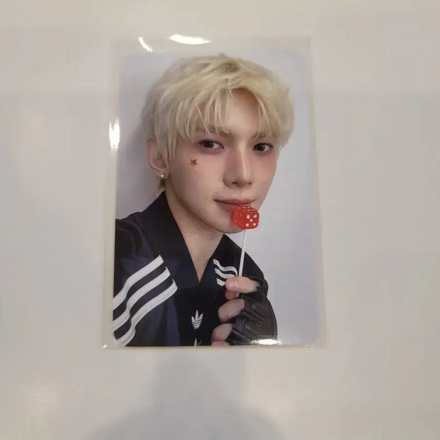 [BUNJANG] ANITIZ 3D Sticker Yeosang Photocard / 애니티즈 입체 스티커 여상 포카
