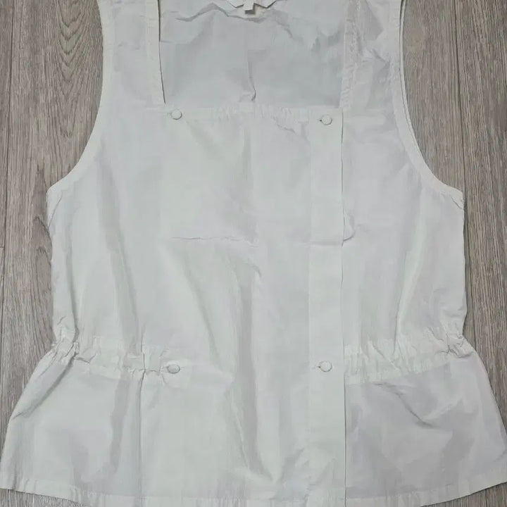 [BUNJANG] Grove Sleeveless Top Butter Color / 그로브 슬리브리스