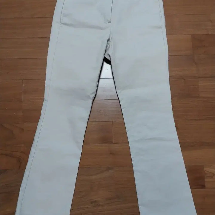 [BUNJANG] Light Beige Semi Bootcut Slacks Pants / 연베이지 세미 부츠컷 슬랙스 바지 오피스룩