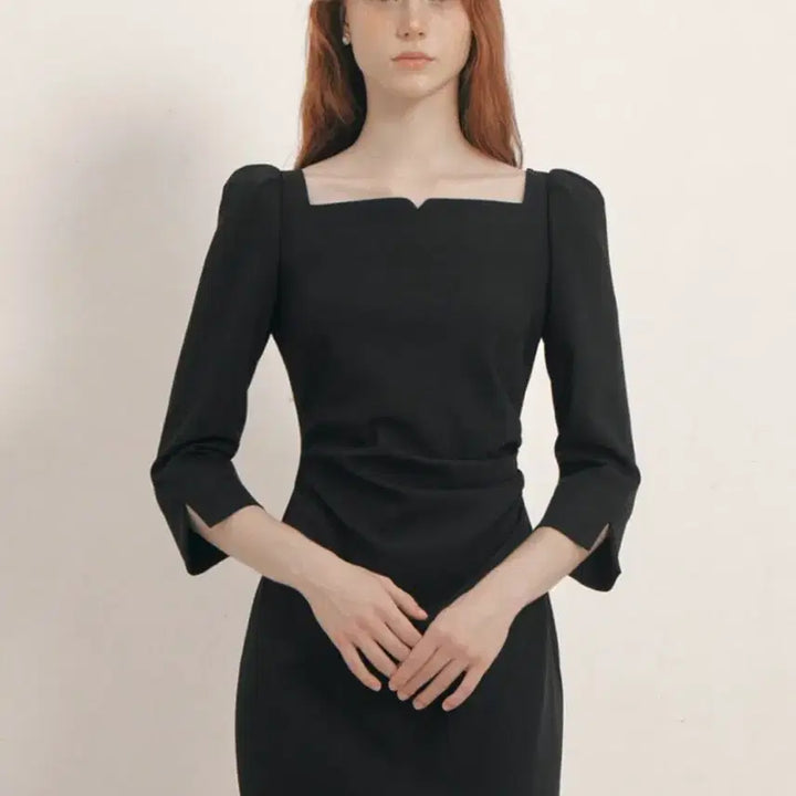 [BUNJANG] Flooum Drape Heart Neck Dress Black M Size / 플로움 블랙 M사이즈 Drape Heart Neck Dress 하객룩