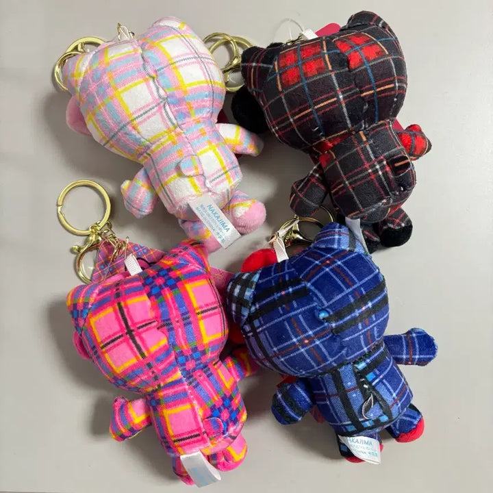[BUNJANG] Hello Kitty MC Collection Tartan Check Mascot Keychain / 헬로키티 MC컬렉션 마스코트 타탄체크 키링