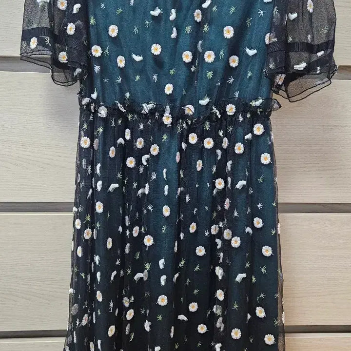 [BUNJANG] SJ.S. J. Floral Embroidered Midi Dress / sjsj 플라워 자수 원피스 44