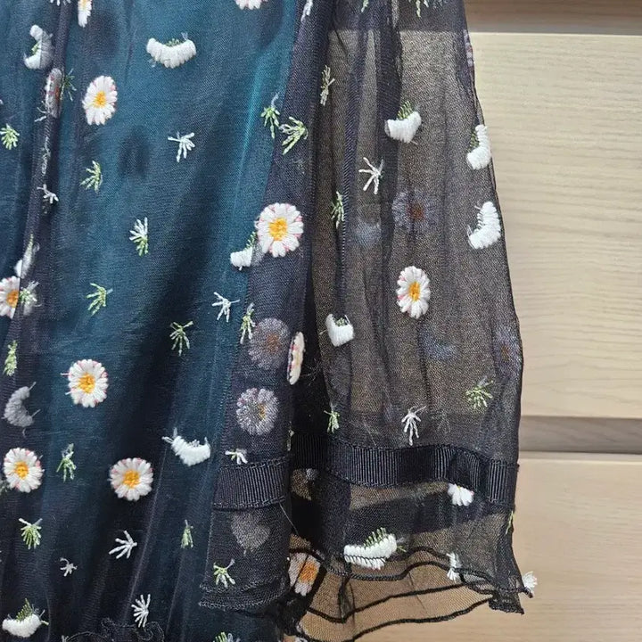 [BUNJANG] SJ.S. J. Floral Embroidered Midi Dress / sjsj 플라워 자수 원피스 44