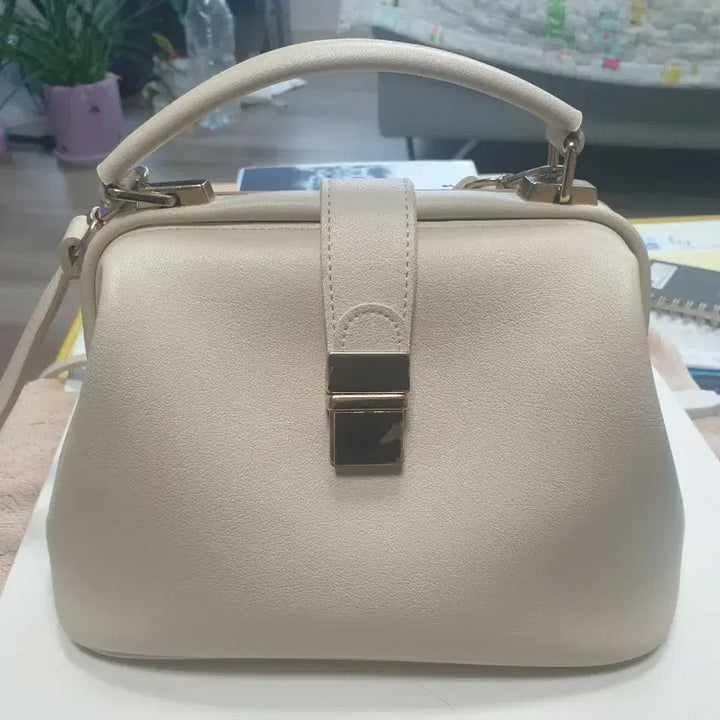 [BUNJANG] Ivory Tote Bag Crossbody Bag / 작은 토트백 크로스백