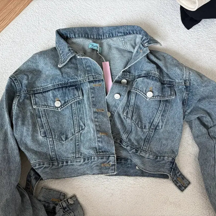 [BUNJANG] Pale Jades Crop Denim Jacket (Yeonbin Version) / 윤비누 착용 버전) 페일제이드 페제 크롭 데님 청자켓
