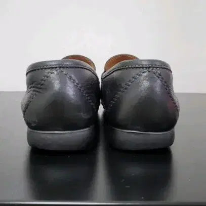 [BUNJANG] Salvatore Ferragamo Gancini Leather Loafers / (정품)페라가모 간치니 2종 여성 로퍼 36사이즈 미우미우로퍼