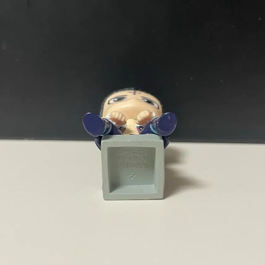 [BUNJANG] Hunter x Hunter Chrollo Lucilfer Swarasetai Acrylic Stand / 헌터헌터 스와라세타이 클로로
