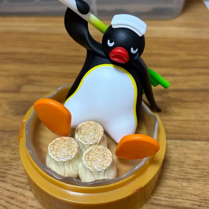 [BUNJANG] Pingu Food Life Figure Stand Gachapon Toy / 핑구 푸드라이프 피규어 스탠드 캡슐토이 가챠