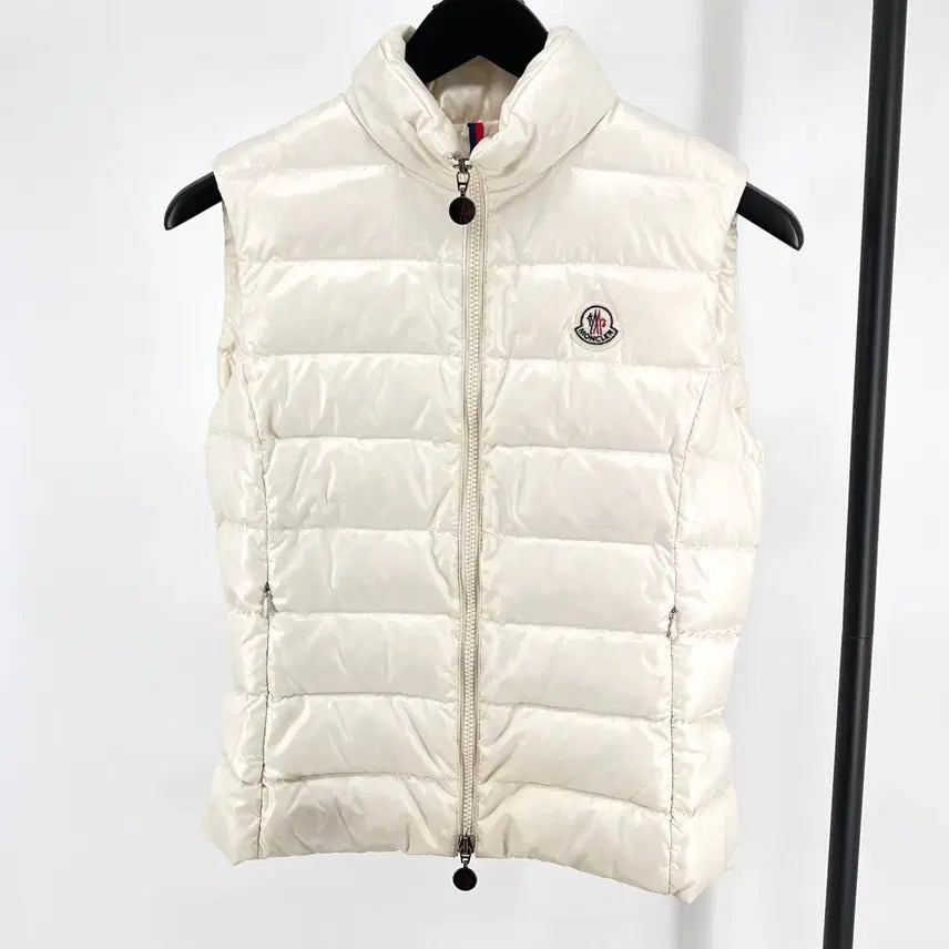 [BUNJANG] Moncler Ghany Vest Down Padded Ivory Size 0 / [0사이즈] 몽클레어 GHANY 조끼 패딩 베스트 아이보리