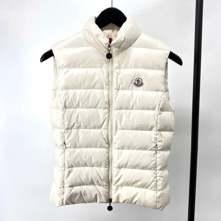 [BUNJANG] Moncler Ghany Vest Down Padded Ivory Size 0 / [0사이즈] 몽클레어 GHANY 조끼 패딩 베스트 아이보리