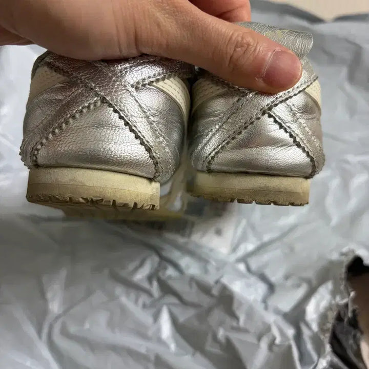 [BUNJANG] Onitsuka Tiger Mexico 66 Silver Sneakers (240mm) / 오니츠카 타이거 맥시코 66 실버 240