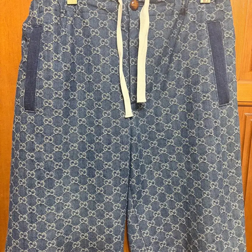 [BUNJANG] Gucci Logo Denim Shorts Size 46 / 구찌/로고데님숏팬츠/46