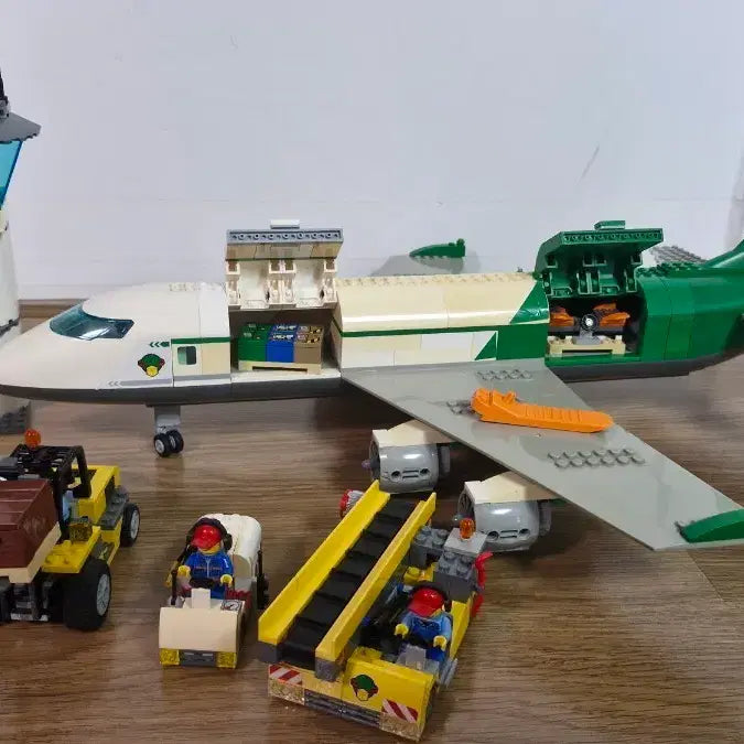 [BUNJANG] LEGO 60022 Cargo Terminal / 레고 60022 판매