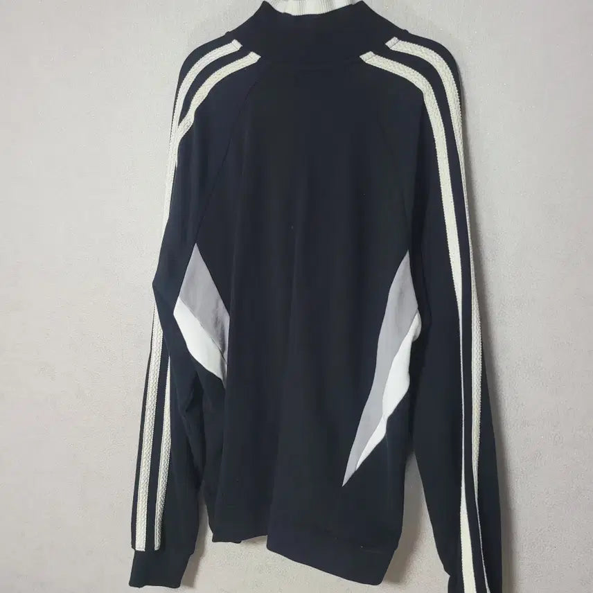 [BUNJANG] Betege X Sorano Block Rugby T-Shirt / [베테제 X 소라노] 블록 럭비 티셔츠