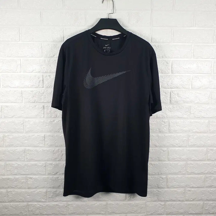 [SOLD OUT] [105]나이키 드라이핏 반팔 티셔츠