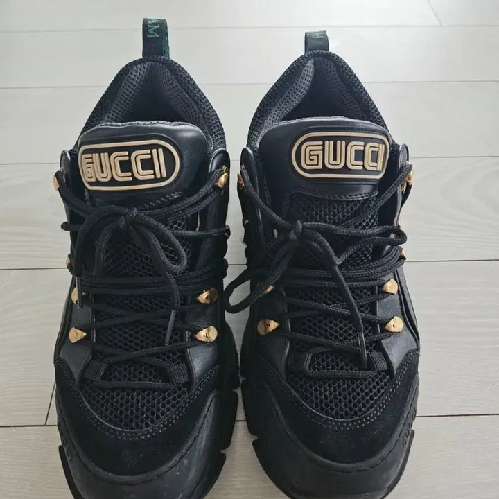 [BUNJANG] Gucci Flashtrack Sneakers Black Gold Detail / 구찌 플래시트랙 스니커즈 블랙