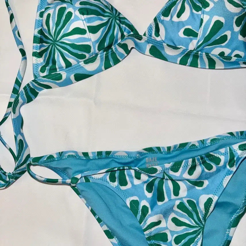 [BUNJANG] DAZE DAYZ JJOKBIT BRALETTE Bikini Set S / 데이즈데이즈) 비키니 세트