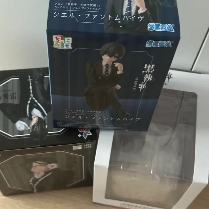 [BUNJANG] Black Butler Ciel Sebastian Figure Bundle Set / 흑집사 시엘 세바스찬 피규어 일괄 )급전