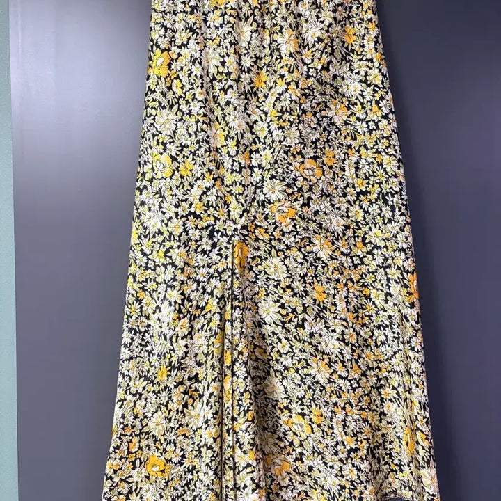 [BUNJANG] Floral Satin Long Skirt / 꽃무늬 새틴 롱스커트